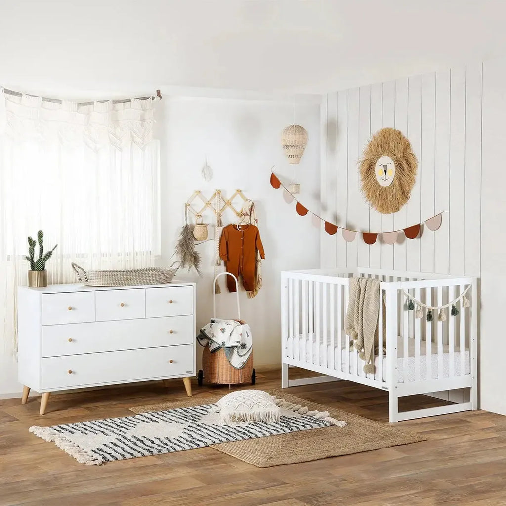 Dadada - Austin 3-in-1 Convertible Crib - White-Cribs-Posh Baby