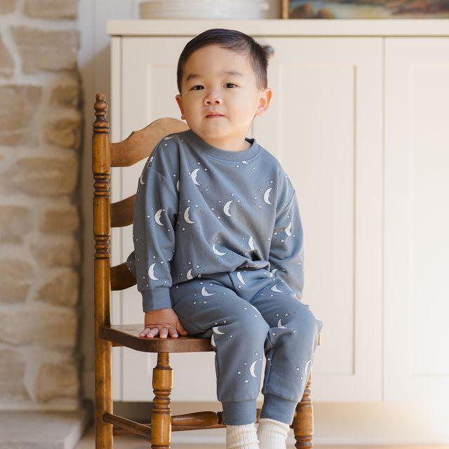 Quincy Mae - Organic Relaxed Fleece Sweatpant - Silver Moons-Bottoms-0-3M-Posh Baby